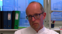 Professor Michael Bau Mortensen fortæller om galdevejskræft. 5:14 min.